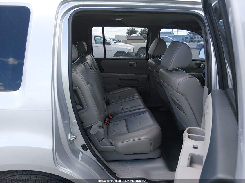 2011 Honda Pilot VIN 5FNYF3H54BB036202 IAAI salvage auction — FRONT END, Clear - Public Restricted (Oregon), sold $700 on 2026-07-09 (photo 8)