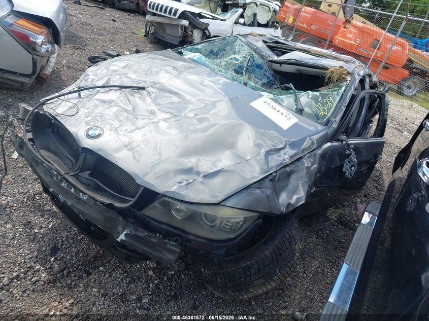 2011 BMW 3er VIN WBAPN7C56BA782329 IAAI salvage auction — ROLLOVER, Salvage (Ohio), sold $450 on 2026-07-31 (photo 2)