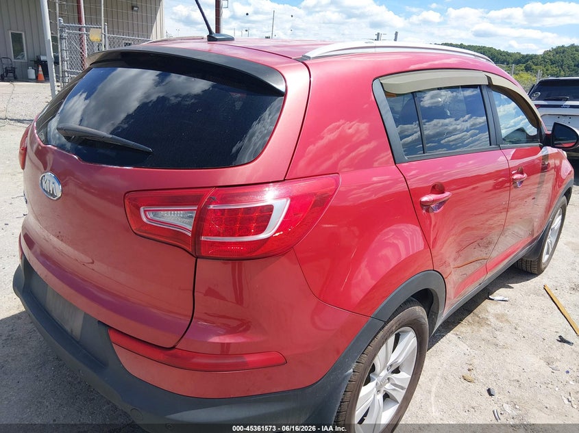 2012 Kia Sportage VIN KNDPB3A2XC7326006 IAAI salvage auction — FRONT END, Salvage (West Virginia), sold $1,600 on 2026-07-29 (photo 4)