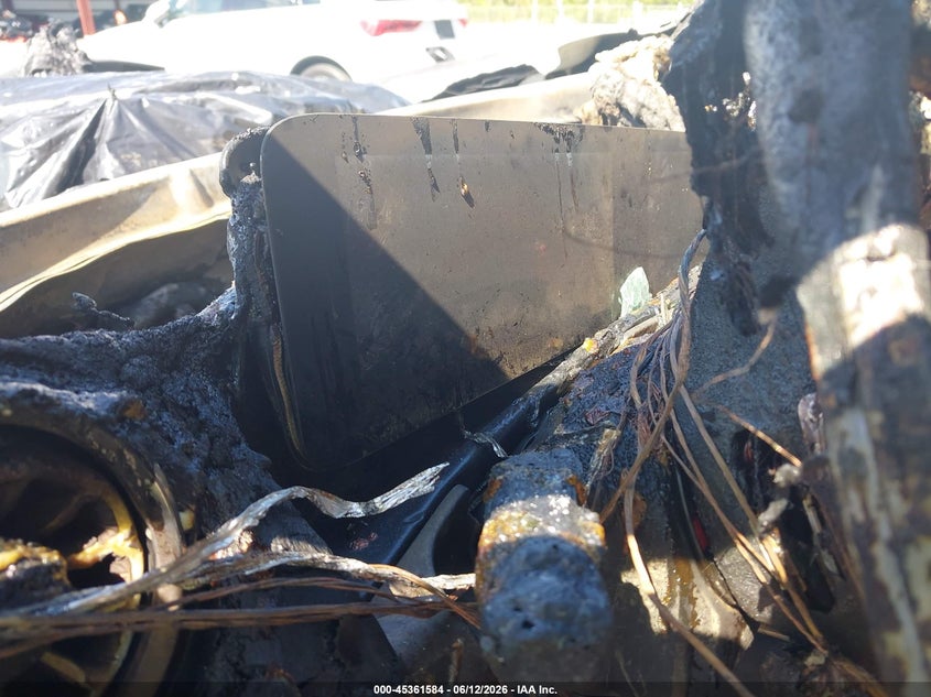 2021 Mercedes-benz Glb VIN W1N4M4GB1MW110040 IAAI salvage auction — Burn Engine, Salvage Title, sold $875 on 2026-07-29 (photo 7)
