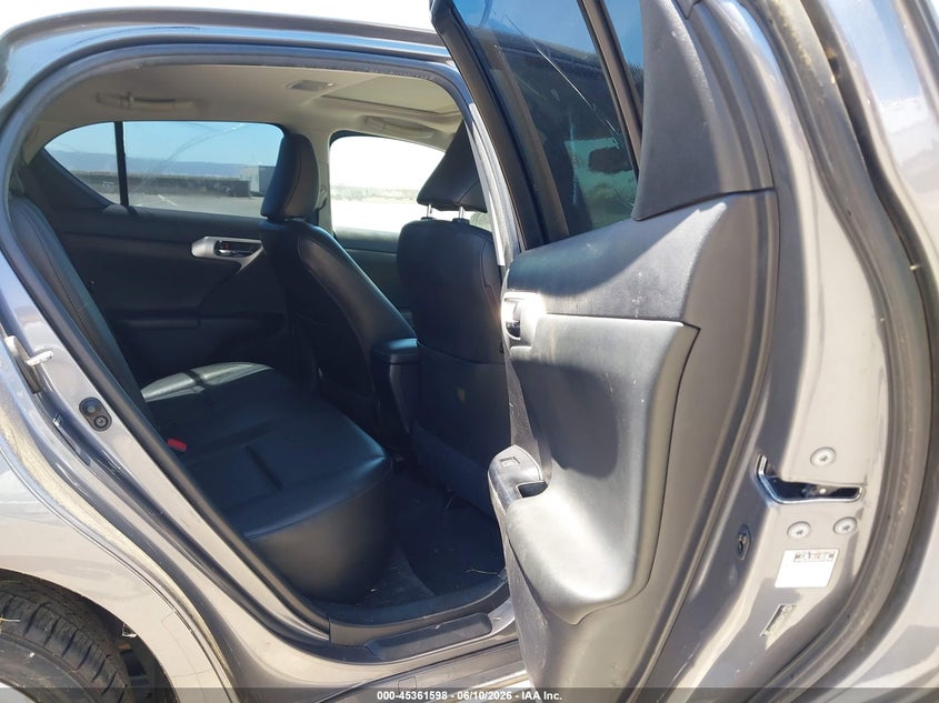 2012 Lexus Ct VIN JTHKD5BH5C2111602 IAAI salvage auction — NORMAL WEAR, Clear - Dealer Only (California), sold $2,825 on 2026-07-07 (photo 8)