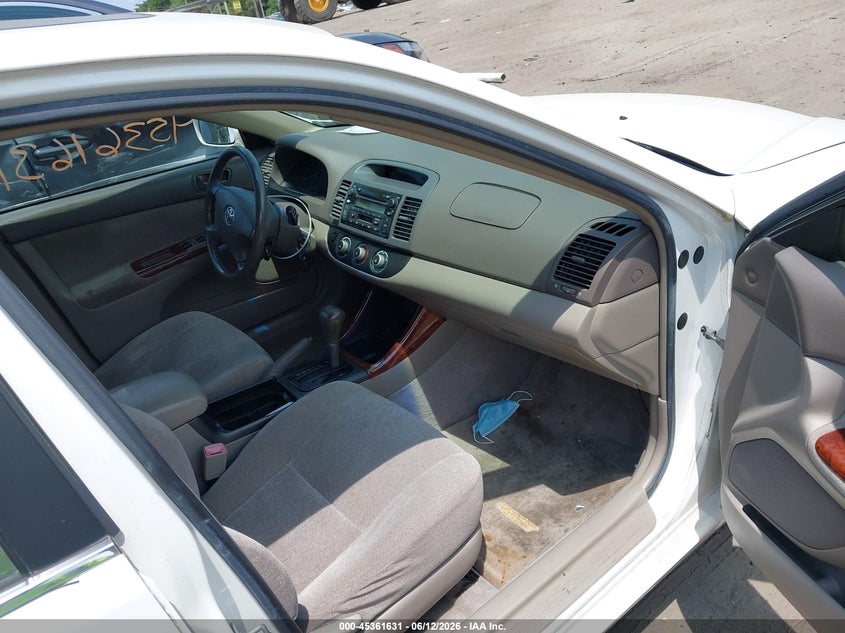 2004 Toyota Camry VIN JTDBE32K240287714 IAAI salvage auction — ALL OVER, Clear (Massachusetts), sold $325 on 2026-07-07 (photo 5)