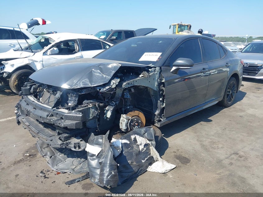 2025 Toyota Camry VIN 4T1DAACK1SU547755 IAAI salvage auction — FRONT & REAR, Salvage Title, sold $10,500 on 2026-07-31 (photo 2)