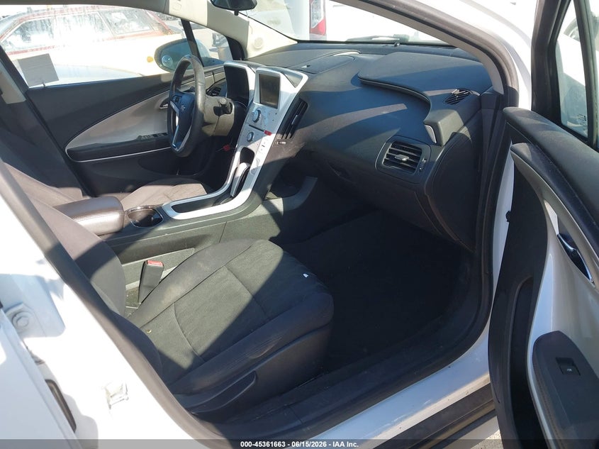 2013 Chevrolet Volt VIN 1G1RE6E49DU113010 IAAI salvage auction — FRONT END, Salvage (California), sold $825 on 2026-07-09 (photo 5)