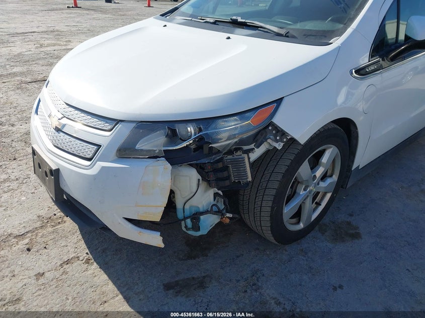 2013 Chevrolet Volt VIN 1G1RE6E49DU113010 IAAI salvage auction — FRONT END, Salvage (California), sold $825 on 2026-07-09 (photo 6)