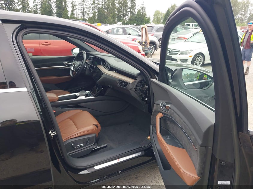 2021 Audi E-tron sportback VIN WA13AAGE4MB005837 IAAI salvage auction — REAR END, Bill Of Sale (Washington), sold $4,050 on 2026-07-29 (photo 5)
