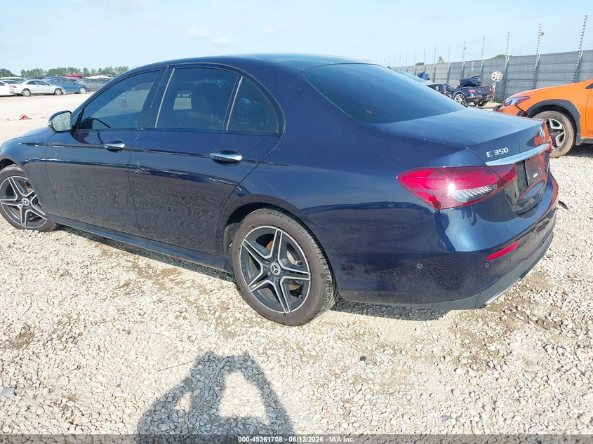 2021 Mercedes-benz E-klasse VIN W1KZF8EB3MA980652 IAAI salvage auction — RIGHT SIDE, Salvage (Alabama), sold $1,050 on 2026-07-21 (photo 3)