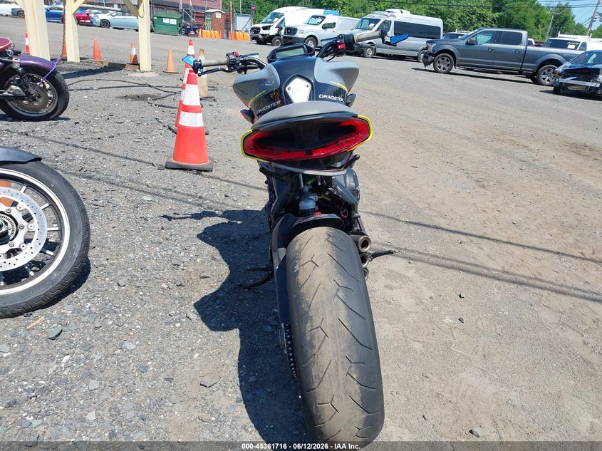 2019 M. v. agusta Dragster VIN ZCGPJGNU4KV002747 IAAI salvage auction — SIDE, Salvage (New Jersey), sold $1,600 on 2026-07-21 (photo 6)