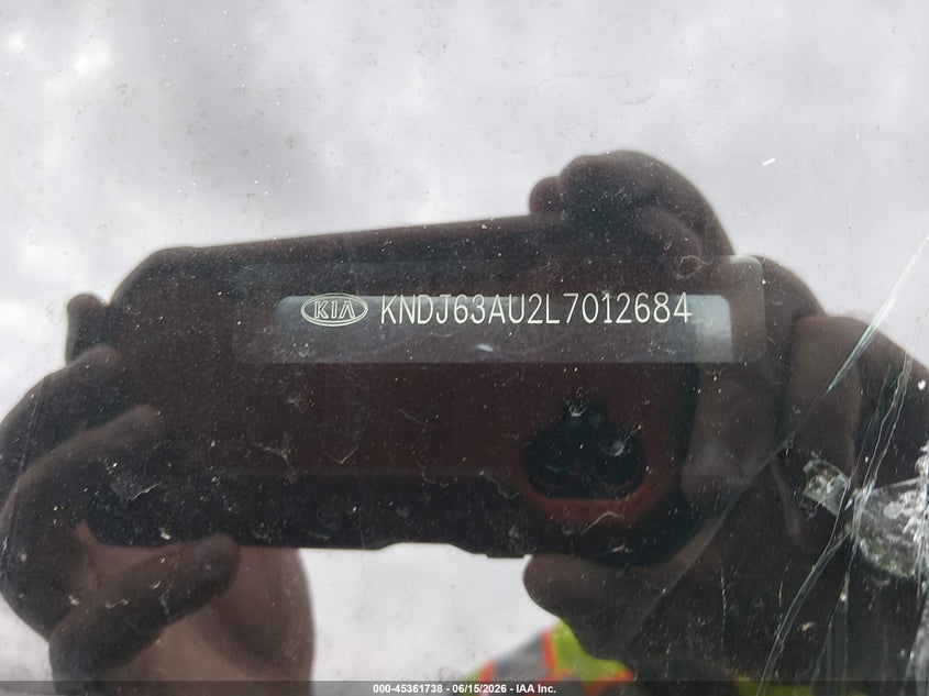 2020 Kia Soul VIN KNDJ63AU2L7012684 IAAI salvage auction — LEFT SIDE, Salvage (Mississippi), sold $1,525 on 2026-07-15 (photo 9)