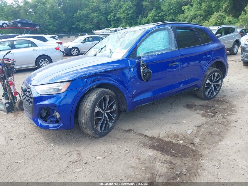 2022 Audi Sq5 VIN WA1B4AFY2N2049545 IAAI salvage auction — ROLLOVER, Salvage (Massachusetts), sold $4,500 on 2026-07-28 (photo 2)
