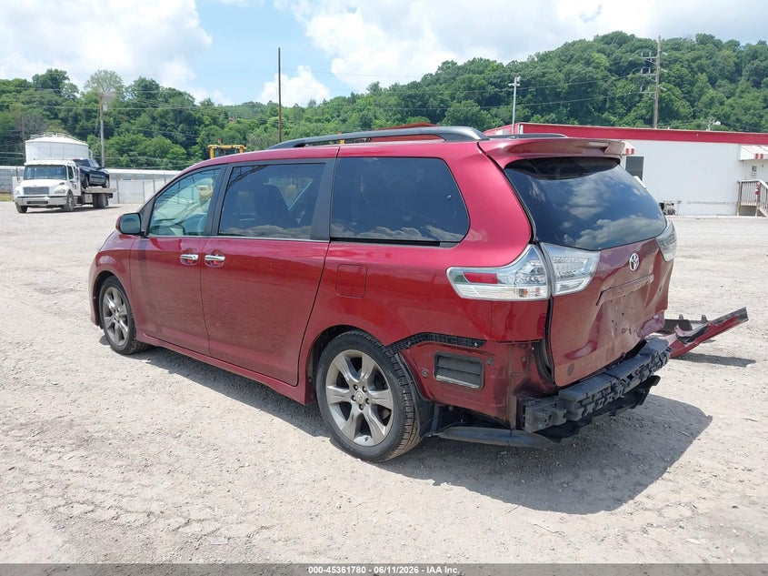 2014 Toyota Sienna VIN 5TDXK3DC8ES466634 IAAI salvage auction — REAR END, Salvage Title, sold $3,550 on 2026-07-28 (photo 3)