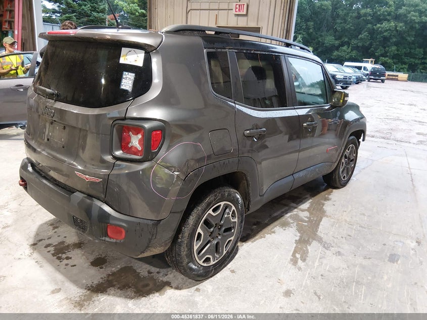 2016 Jeep Renegade VIN ZACCJBCT9GPD55264 IAAI salvage auction — FRONT END, Salvage Title, sold $1,475 on 2026-07-15 (photo 4)