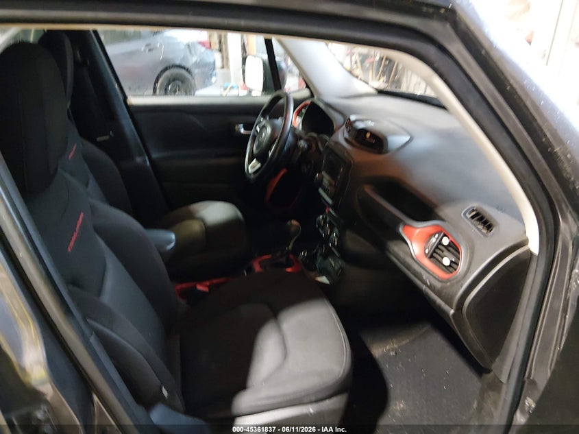 2016 Jeep Renegade VIN ZACCJBCT9GPD55264 IAAI salvage auction — FRONT END, Salvage Title, sold $1,475 on 2026-07-15 (photo 5)