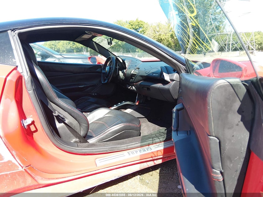 2019 Ferrari 488 VIN ZFF79ALA3K0238413 IAAI salvage auction — REAR END, Salvage Title, sold $98,000 on 2026-08-12 (photo 5)