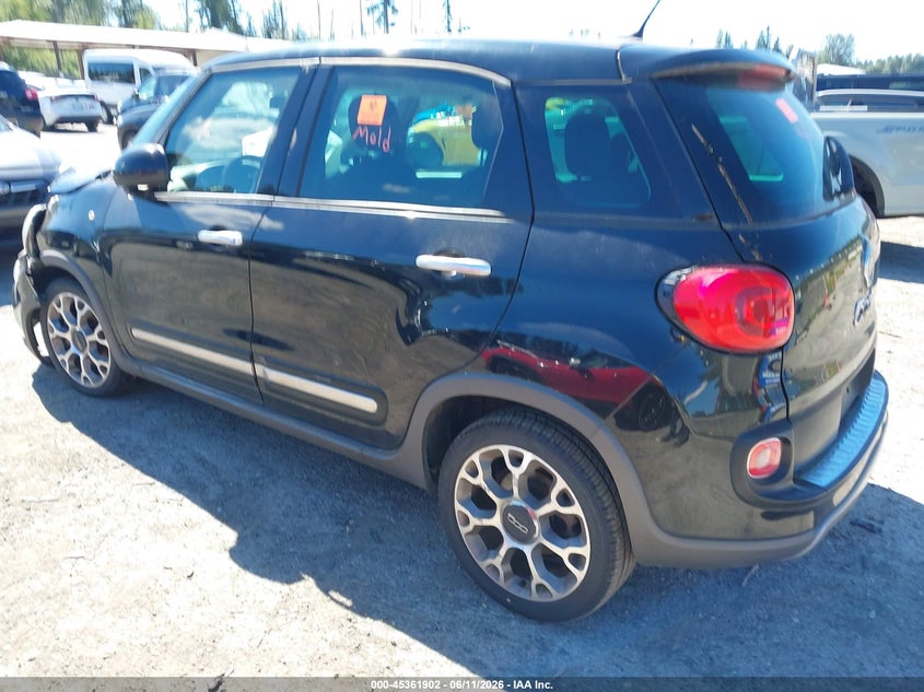 2014 Fiat 500l VIN ZFBCFADH0EZ010745 IAAI salvage auction — NORMAL WEAR, Clear (Washington), sold $350 on 2026-07-08 (photo 3)