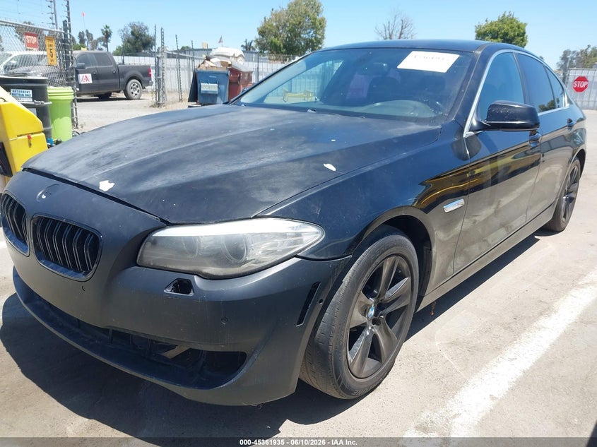 2011 BMW 5 series VIN WBAFR1C58BDS36627 IAAI salvage auction — NORMAL WEAR, Clear - Dealer Only (California), sold $425 on 2026-07-14 (photo 2)