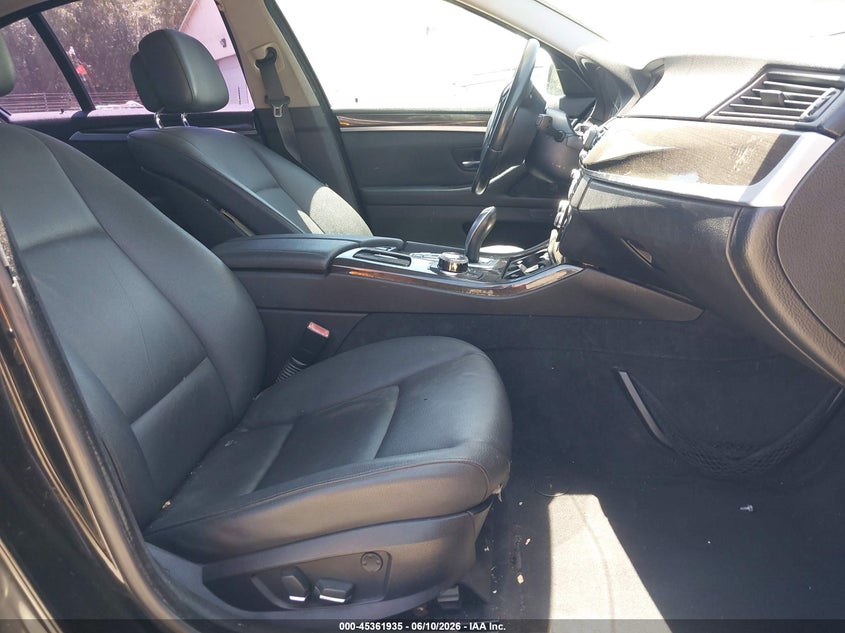 2011 BMW 5 series VIN WBAFR1C58BDS36627 IAAI salvage auction — NORMAL WEAR, Clear - Dealer Only (California), sold $425 on 2026-07-14 (photo 5)