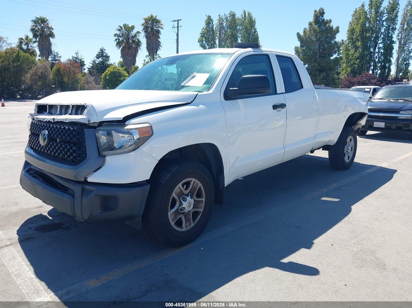 2020 Toyota Tundra VIN 5TFTY5F1XLX011053 IAAI salvage auction — FRONT & REAR, Salvage (California), sold $2,700 on 2026-07-29 (photo 2)
