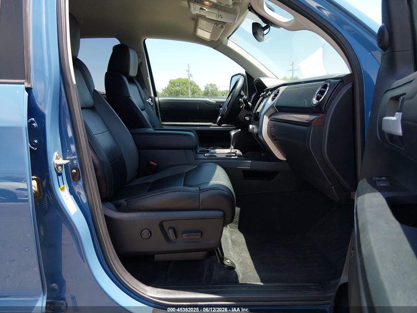 2018 Toyota Tundra VIN 5TFHW5F12JX774838 IAAI salvage auction — HAIL, Salvage (Kansas), sold $22,700 on 2026-07-10 (photo 5)