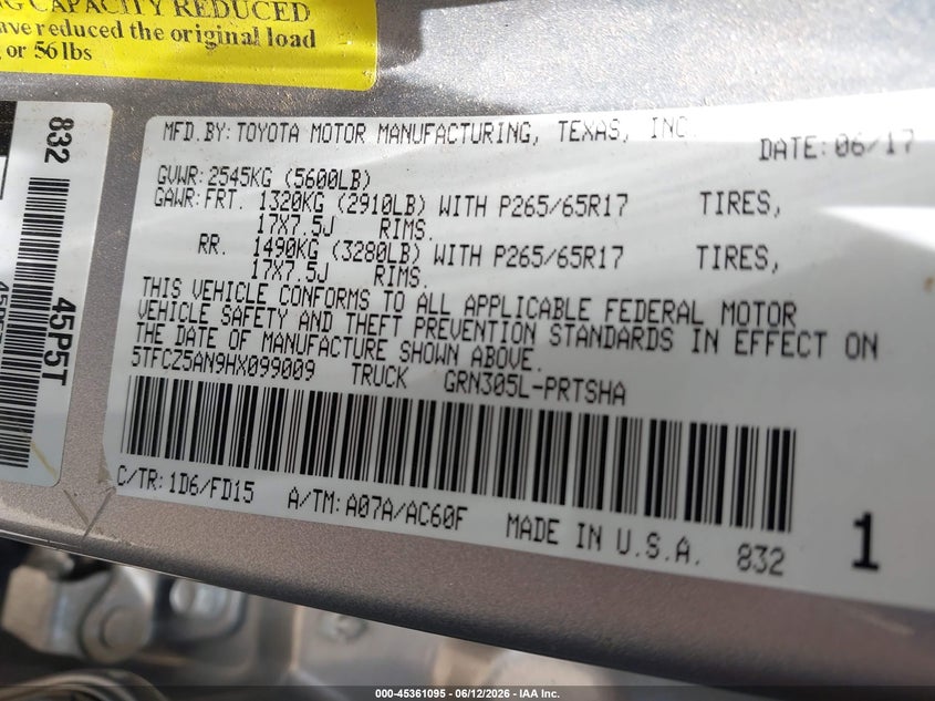 2017 Toyota Tacoma VIN 5TFCZ5AN9HX099009 IAAI salvage auction — ROLLOVER, Non-Repairable (Texas), sold $2,350 on 2026-07-28 (photo 9)