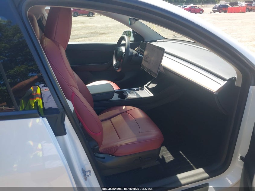 2020 Tesla Model y VIN 5YJYGDEE7LF039880 IAAI salvage auction — FRONT END, Salvage - Greater Than 75% (Maryland), sold $8,000 on 2026-07-08 (photo 5)