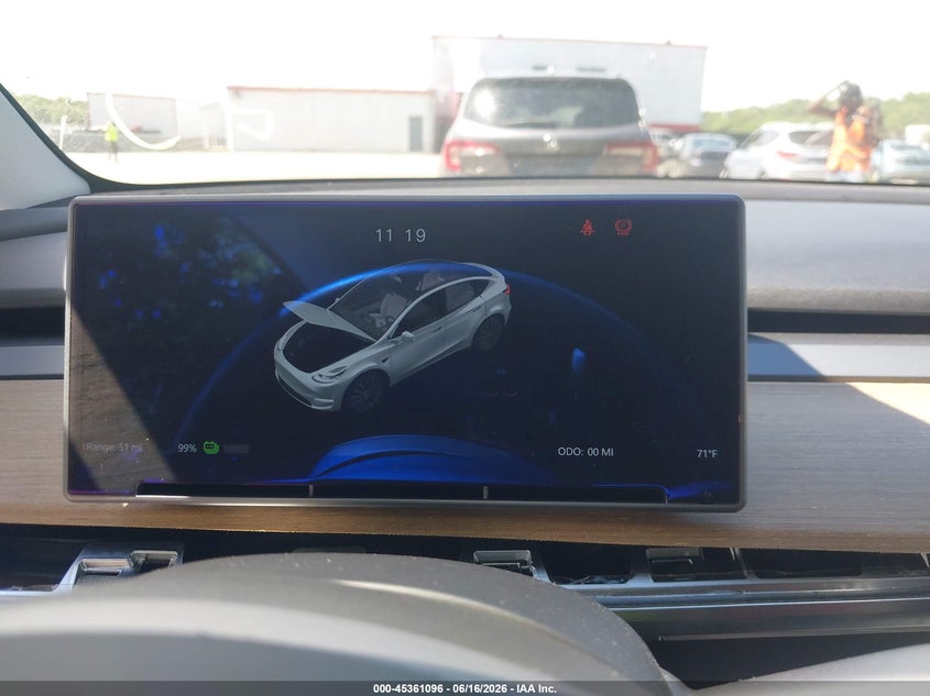 2020 Tesla Model y VIN 5YJYGDEE7LF039880 IAAI salvage auction — FRONT END, Salvage - Greater Than 75% (Maryland), sold $8,000 on 2026-07-08 (photo 7)