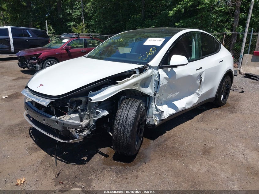 2020 Tesla Model y VIN 5YJYGDEE7LF039880 IAAI salvage auction — FRONT END, Salvage - Greater Than 75% (Maryland), sold $8,000 on 2026-07-08 (photo 2)