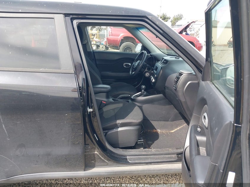 2014 Kia Soul VIN KNDJN2A29E7014639 IAAI salvage auction — NORMAL WEAR, Clear - Public Restricted (Oregon), sold $300 on 2026-07-06 (photo 5)