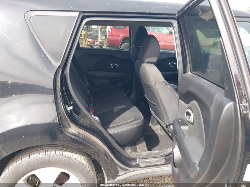 2014 Kia Soul VIN KNDJN2A29E7014639 IAAI salvage auction — NORMAL WEAR, Clear - Public Restricted (Oregon), sold $300 on 2026-07-06 (photo 8)
