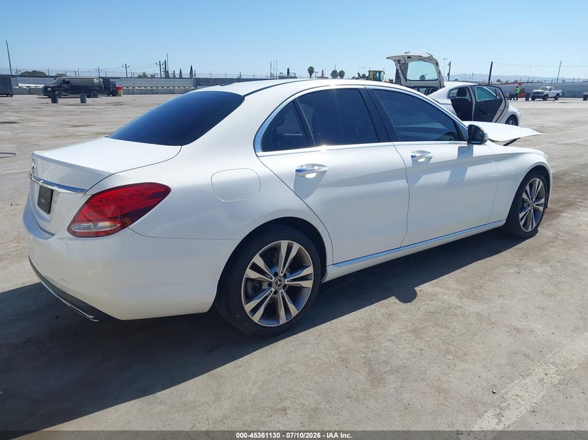 2018 Mercedes-benz C-klasse VIN 55SWF4JB3JU246770 IAAI salvage auction — UNKNOWN, Salvage Title, sold $5,400 on 2026-08-01 (photo 4)