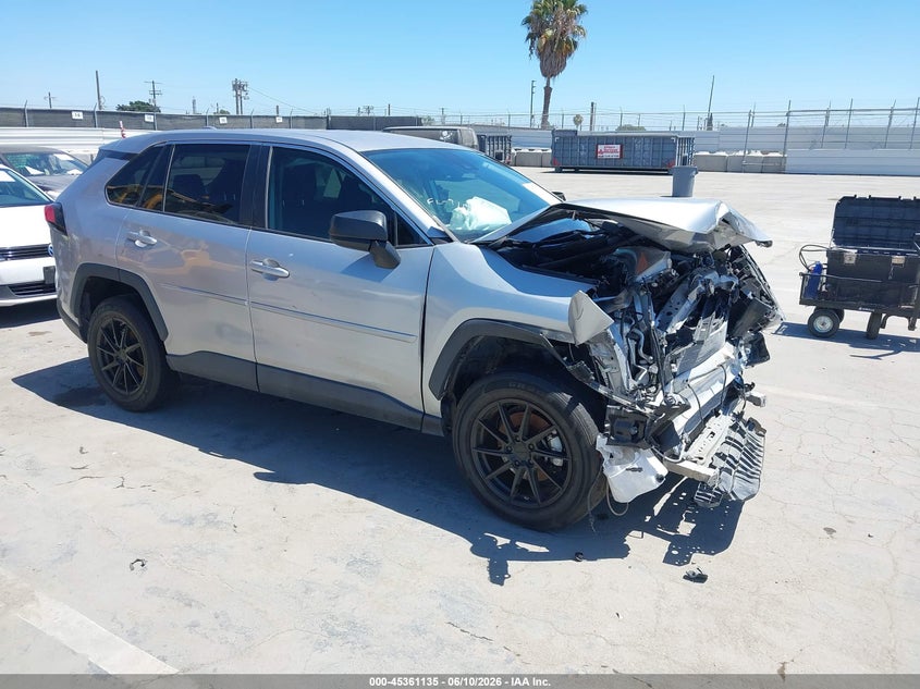 2022 Toyota Rav 4 VIN 2T3H1RFV4NC211830 IAAI salvage auction — NORMAL WEAR, Salvage (California), sold $9,175 on 2026-07-29 (photo 1)