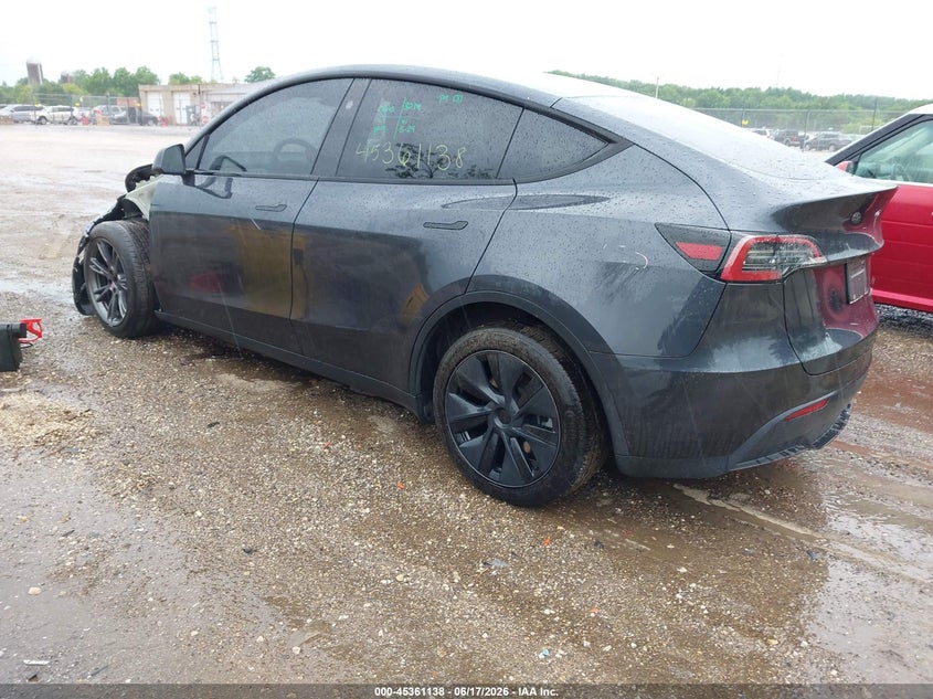 2024 Tesla Model y VIN 7SAYGDEE5RF161052 IAAI salvage auction — LEFT SIDE, Salvage (Wisconsin), sold $16,325 on 2026-07-09 (photo 3)