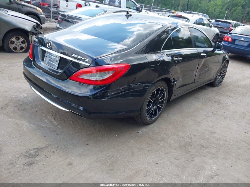 2014 Mercedes-benz VIN WDDLJ7DBXEA094359 IAAI salvage auction — RIGHT SIDE, Salvage (Massachusetts), sold $1,800 on 2026-07-28 (photo 4)