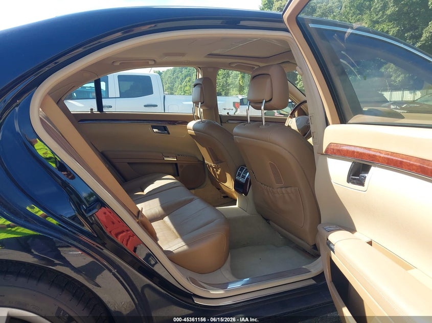 2008 Mercedes-benz S class VIN WDDNG71XX8A157987 IAAI salvage auction — REAR END, Salvage (Georgia), sold $1,750 on 2026-07-16 (photo 8)