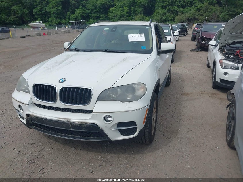 2012 BMW X5 VIN 5UXZV4C52CL754056 IAAI salvage auction — FRONT END, Clear (Massachusetts), sold $350 on 2026-07-14 (photo 2)
