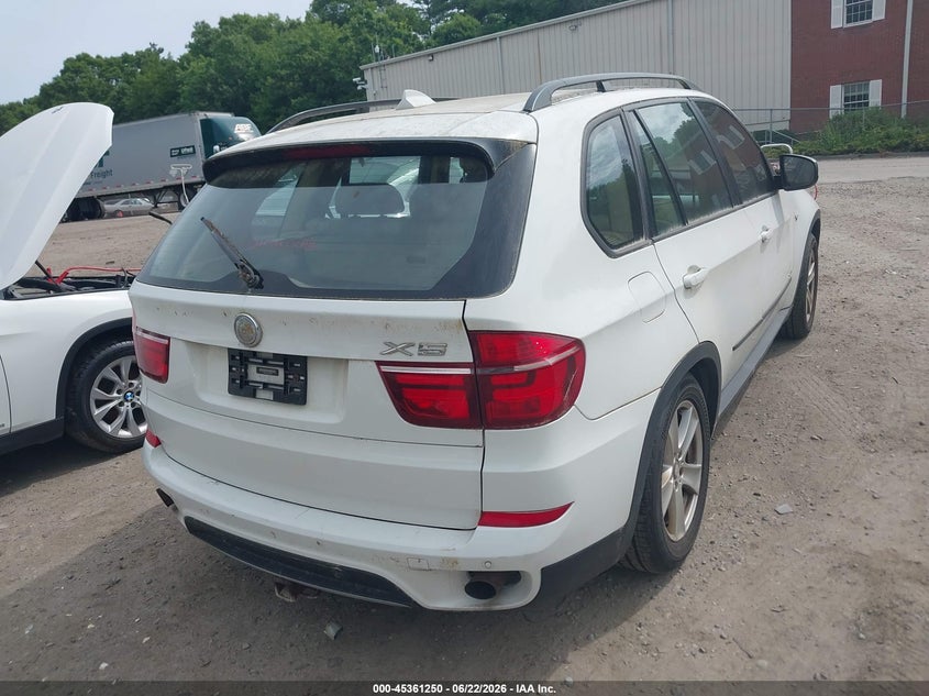 2012 BMW X5 VIN 5UXZV4C52CL754056 IAAI salvage auction — FRONT END, Clear (Massachusetts), sold $350 on 2026-07-14 (photo 4)