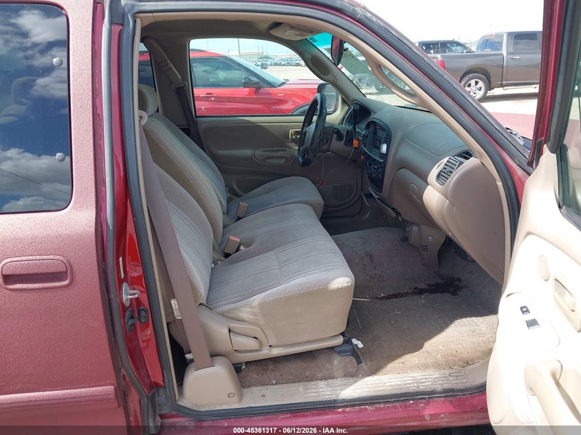 2000 Toyota Tundra VIN 5TBRT3417YS012506 IAAI salvage auction — NORMAL WEAR, Original (Texas), sold $1,000 on 2026-07-08 (photo 5)
