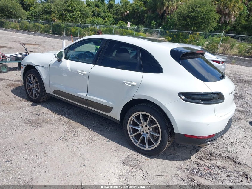 2017 Porsche Macan VIN WP1AA2A54HLB08573 IAAI salvage auction — FRONT END, Rebuildable (Florida), sold $4,625 on 2026-07-23 (photo 3)