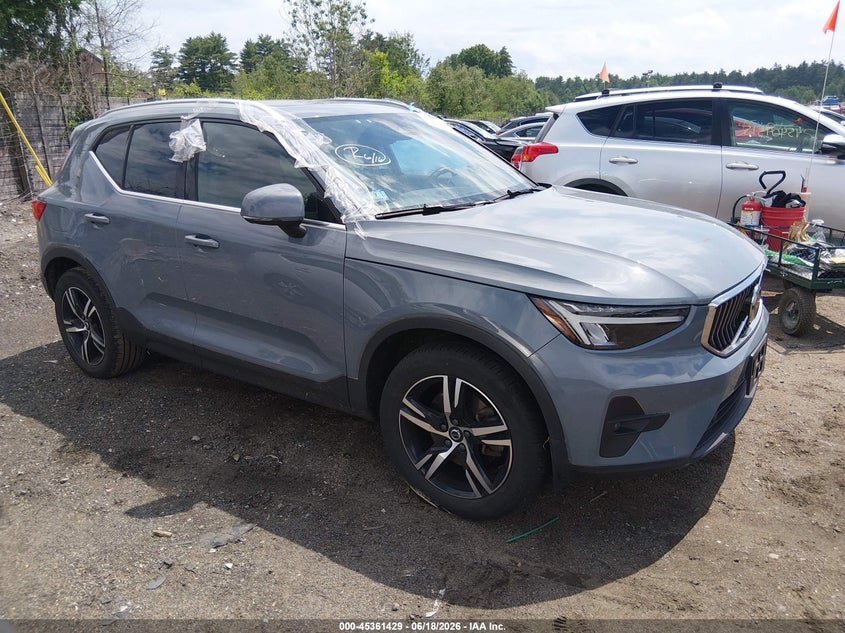 2023 Volvo Xc40 VIN YV4L12UN1P2966493 IAAI salvage auction — LEFT SIDE, Salvage (Massachusetts), sold $8,300 on 2026-07-17 (photo 1)