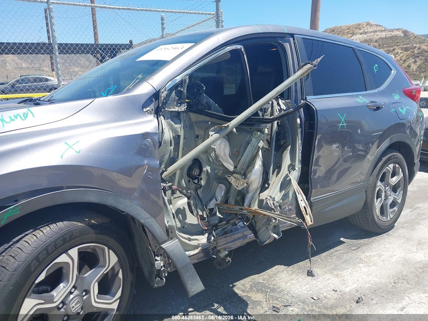 2018 Honda Cr-v VIN 7FARW1H84JE028963 IAAI salvage auction — SIDE, Salvage Title, sold $3,400 on 2026-07-18 (photo 6)