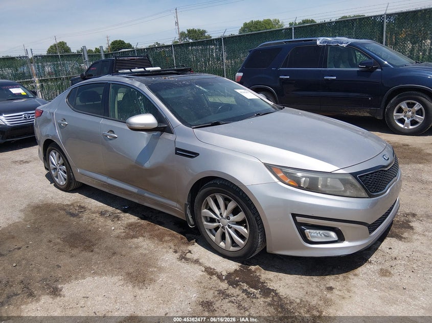 2015 Kia Optima VIN 5XXGN4A76FG414748 IAAI salvage auction — NORMAL WEAR, Clear (Kansas), sold $600 on 2026-07-31 (photo 1)