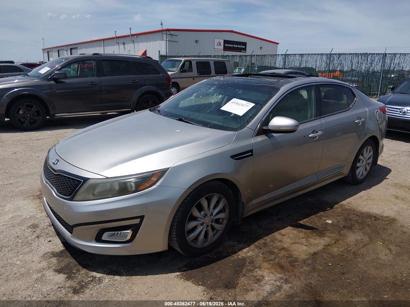2015 Kia Optima VIN 5XXGN4A76FG414748 IAAI salvage auction — NORMAL WEAR, Clear (Kansas), sold $600 on 2026-07-31 (photo 2)