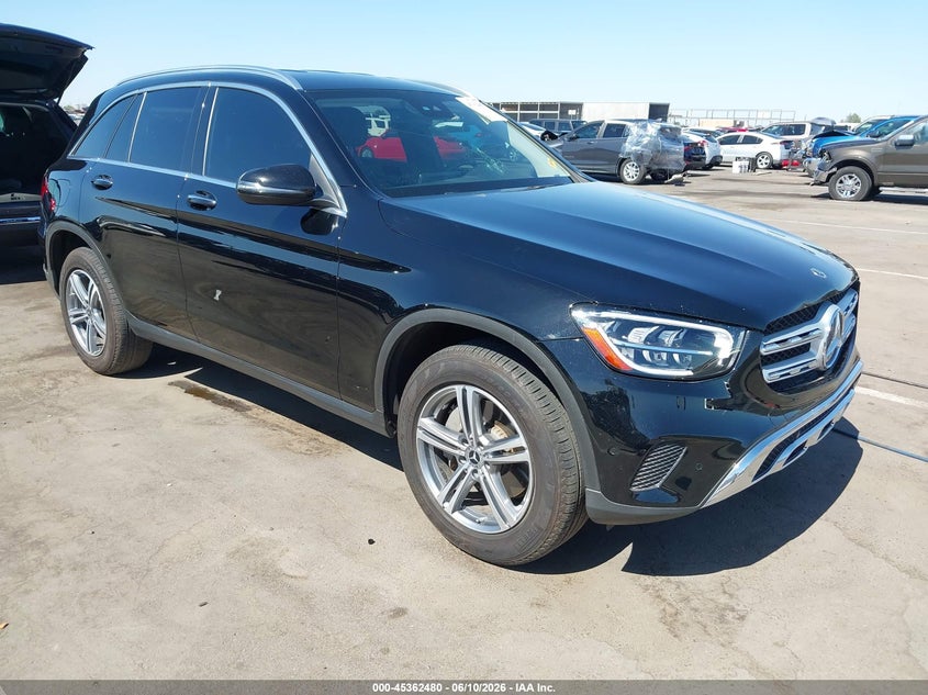 2022 Mercedes-benz Glc VIN W1N0G8DB2NV391130 IAAI salvage auction — REAR END, Salvage Title, sold $9,100 on 2026-08-01 (photo 1)