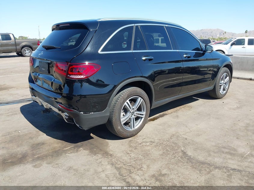 2022 Mercedes-benz Glc VIN W1N0G8DB2NV391130 IAAI salvage auction — REAR END, Salvage Title, sold $9,100 on 2026-08-01 (photo 4)