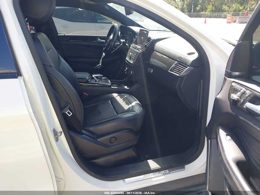 2019 Mercedes-benz Gle coupe VIN 4JGED6EB5KA152386 IAAI salvage auction — LEFT SIDE, Rebuildable (Florida), sold $18,625 on 2026-07-06 (photo 5)