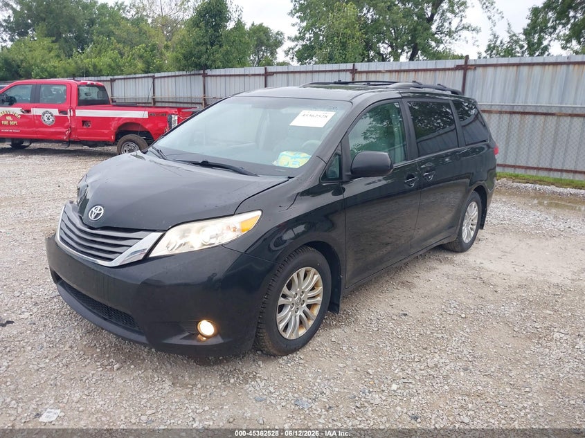 2014 Toyota Sienna VIN 5TDYK3DCXES420100 IAAI salvage auction — RIGHT FRONT, Salvage (Ohio), sold $3,000 on 2026-07-15 (photo 2)