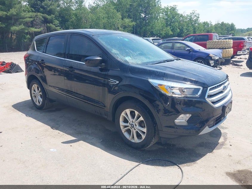 2019 Ford Escape VIN 1FMCU9GD0KUB83843 IAAI salvage auction — NORMAL WEAR, Sf97 (New Hampshire), sold $8,150 on 2026-07-23 (photo 1)