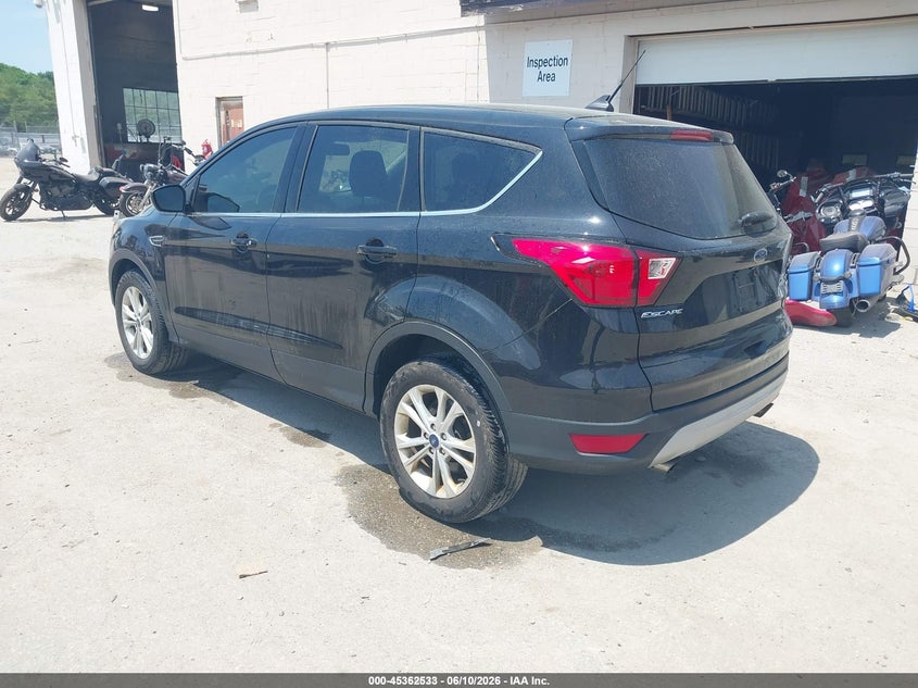 2019 Ford Escape VIN 1FMCU9GD0KUB83843 IAAI salvage auction — NORMAL WEAR, Sf97 (New Hampshire), sold $8,150 on 2026-07-23 (photo 3)
