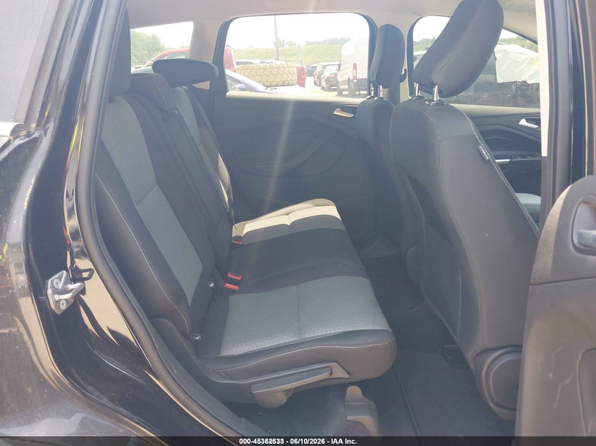 2019 Ford Escape VIN 1FMCU9GD0KUB83843 IAAI salvage auction — NORMAL WEAR, Sf97 (New Hampshire), sold $8,150 on 2026-07-23 (photo 8)