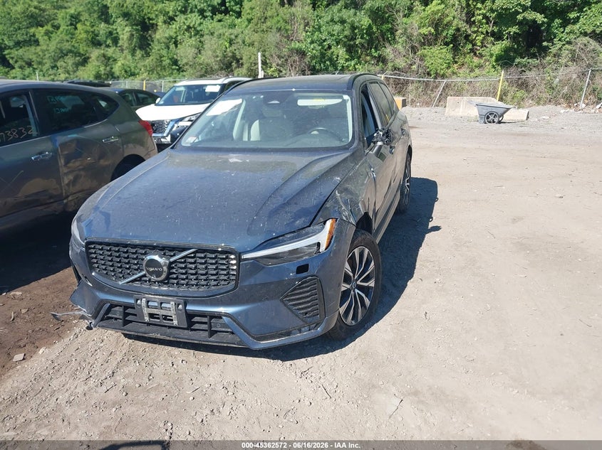 2024 Volvo Xc60 VIN YV4L12RL3R1723624 IAAI salvage auction — RIGHT FRONT, Salvage (Massachusetts), sold $15,000 on 2026-07-28 (photo 2)